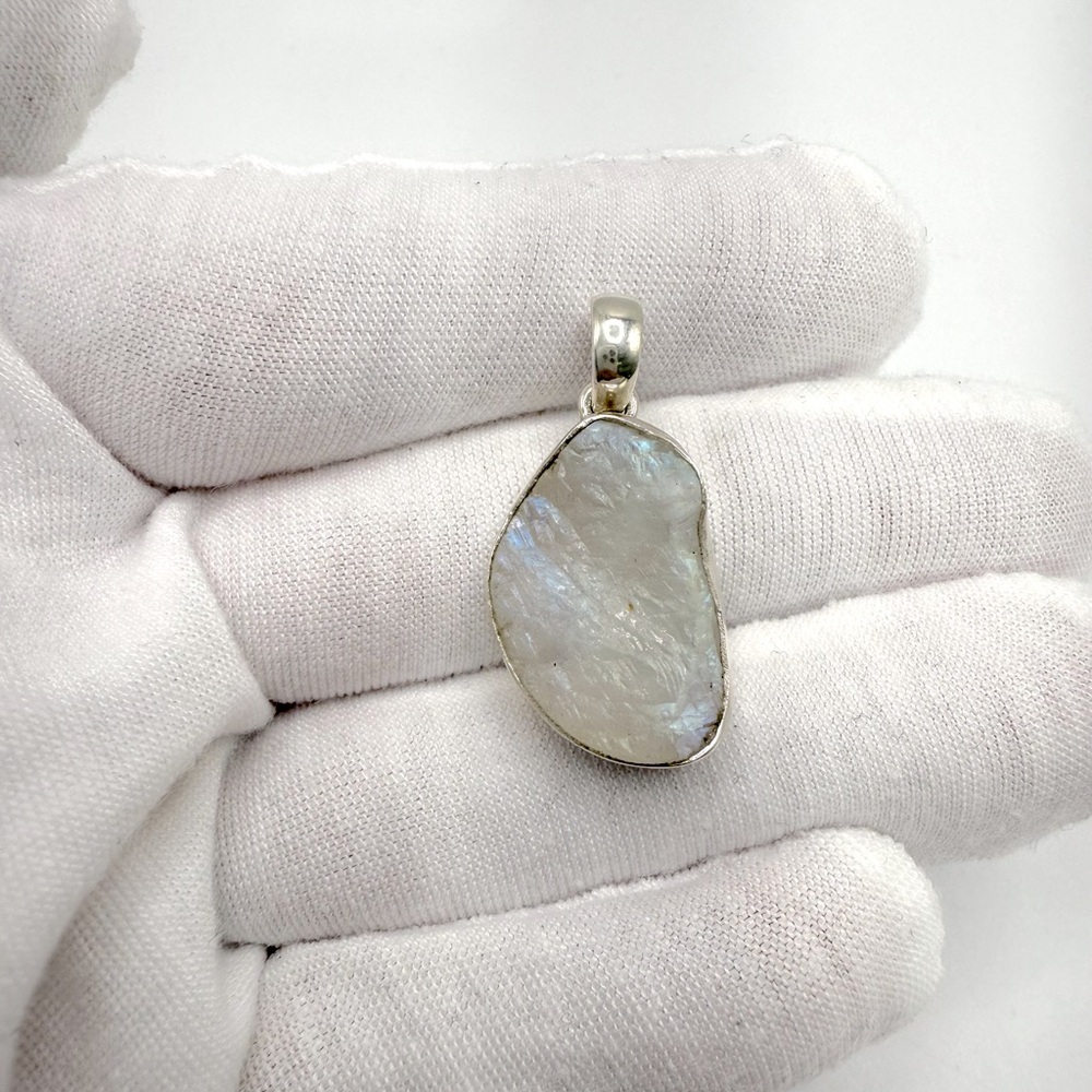 Rainbow Moonstone Rough .925 Sterling Silver Pendant - Picture 4 of 16